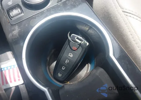 2014 Ford Escape Titanium z USA, uszkodzony, nr VIN 1FMCU0J91EUA81925